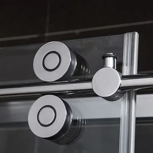 Apakah rel pintu geser model pintu gudang bisa digunakan di kamar mandi?
